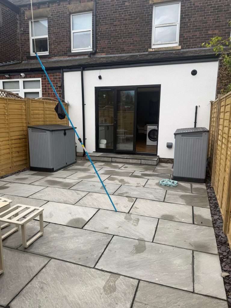 Uppermill Building Services - Professional Garden Rooms