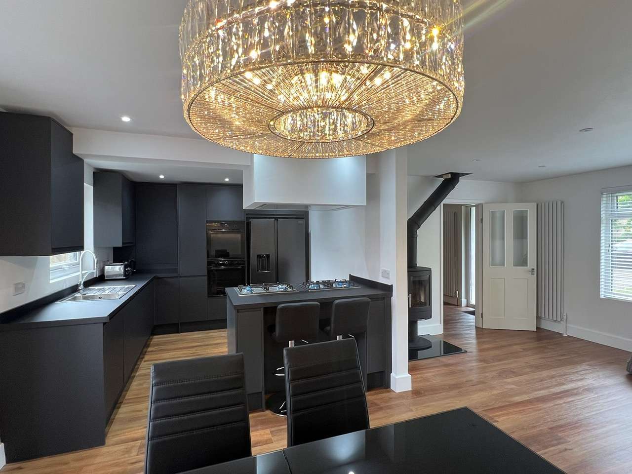 Uppermill Building Services - Expert Builder