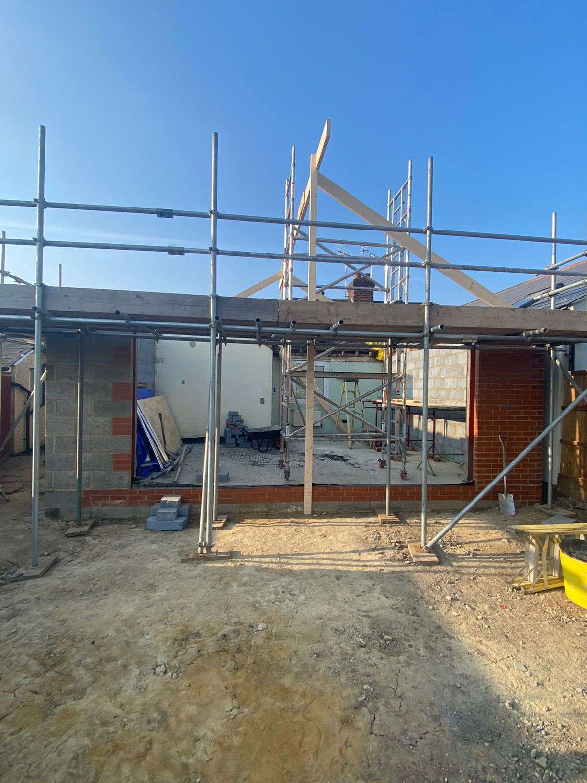 Uppermill Building Services - Professional Garden Rooms